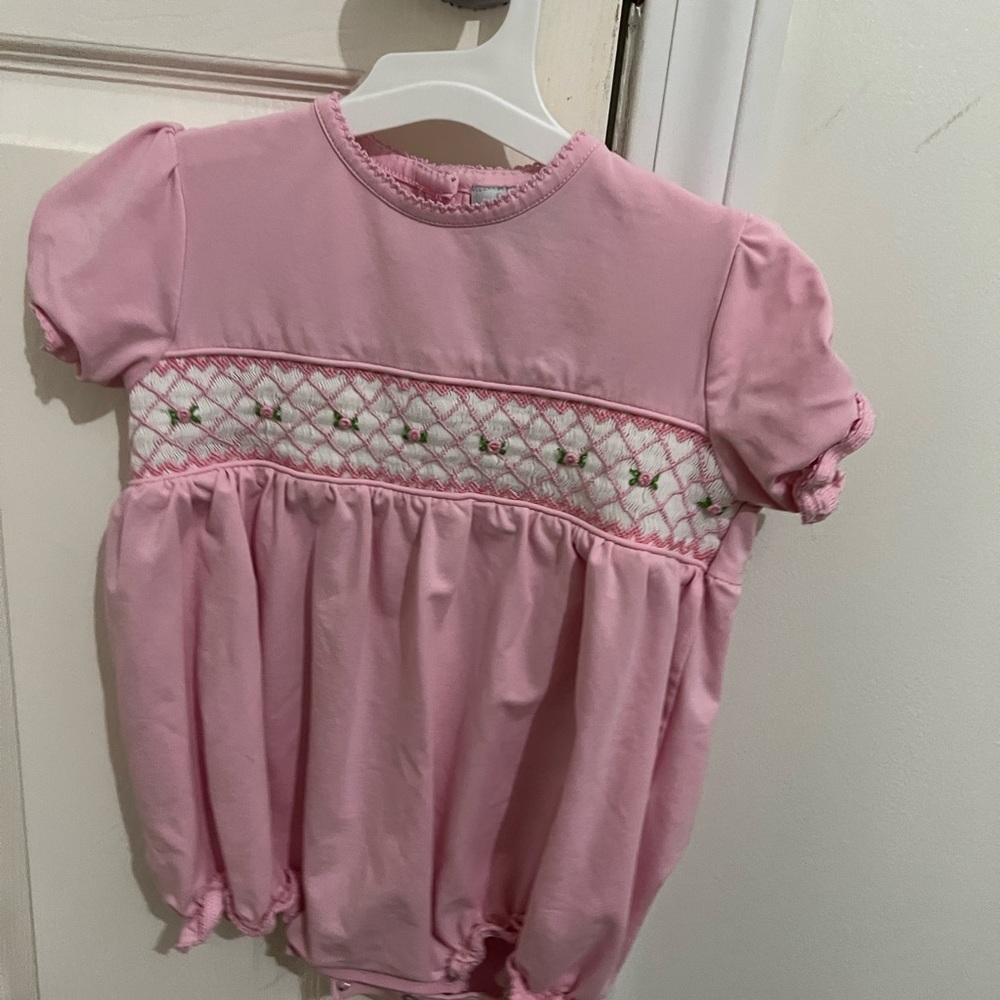 Smocked bubble